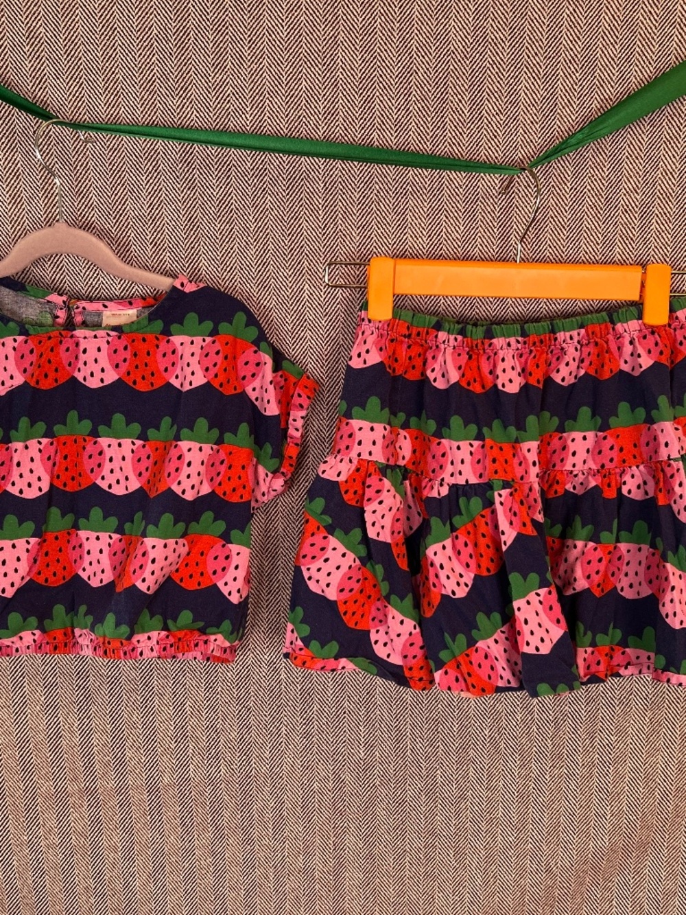 Hanna Andersson Strawberry 2 piece skirt and crop top